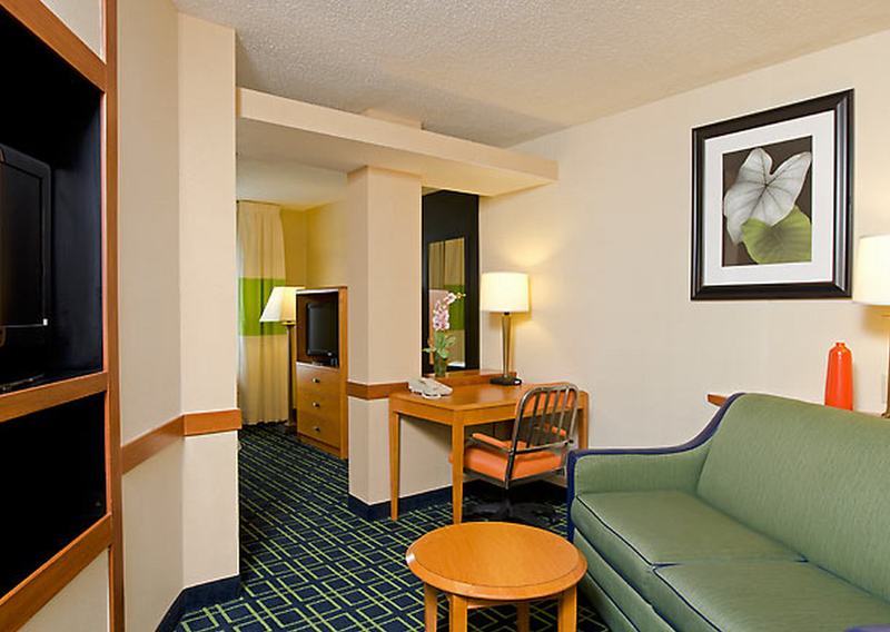 Fairfield Inn & Suites By Marriott Columbus East Reynoldsburg Room photo